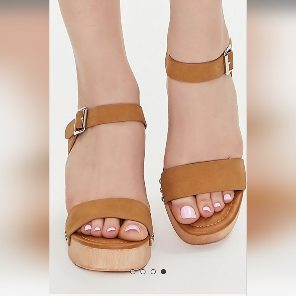FOREVER 21 Studded Platform Block Heels
